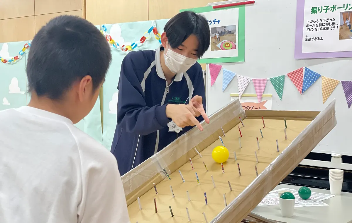 東京都立花畑学園（特別支援学校）学園祭における学生企画の出展