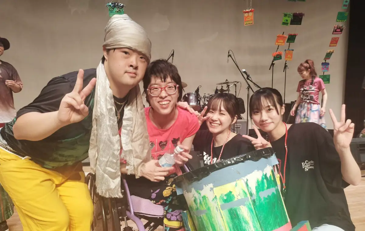 サルサガムテープ　ライブサポート