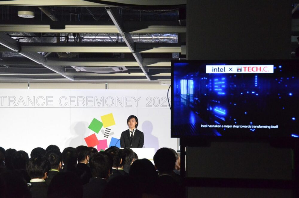 インテル企業プロジェクト「会議室の新しい企業プロジェクト」東京デザインテクノロジーセンター専門学校（ＴＥＣＨ.Ｃ.）細河さん